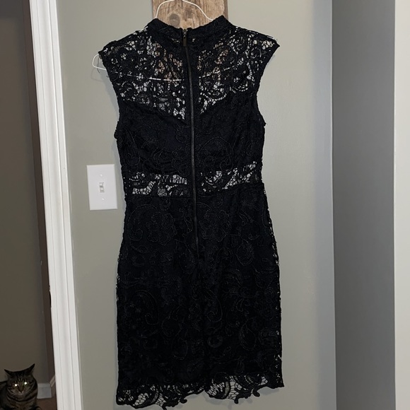 Black Dress - Picture 3 of 4